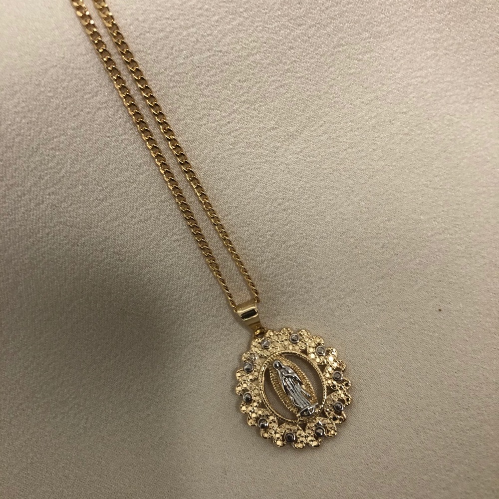 18k Gold Filled Virgin Mary/Cadena de la virgen Guadalupe - Picture 2 of 6